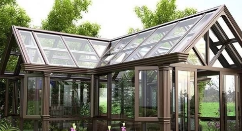 为甚么装了断桥铝门窗，窗户还会结露？