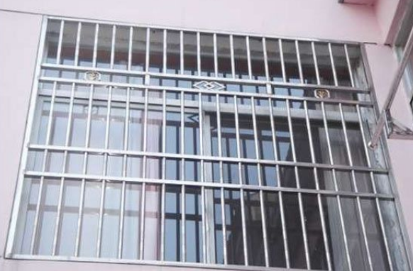 不锈钢防盗窗几多钱一平方